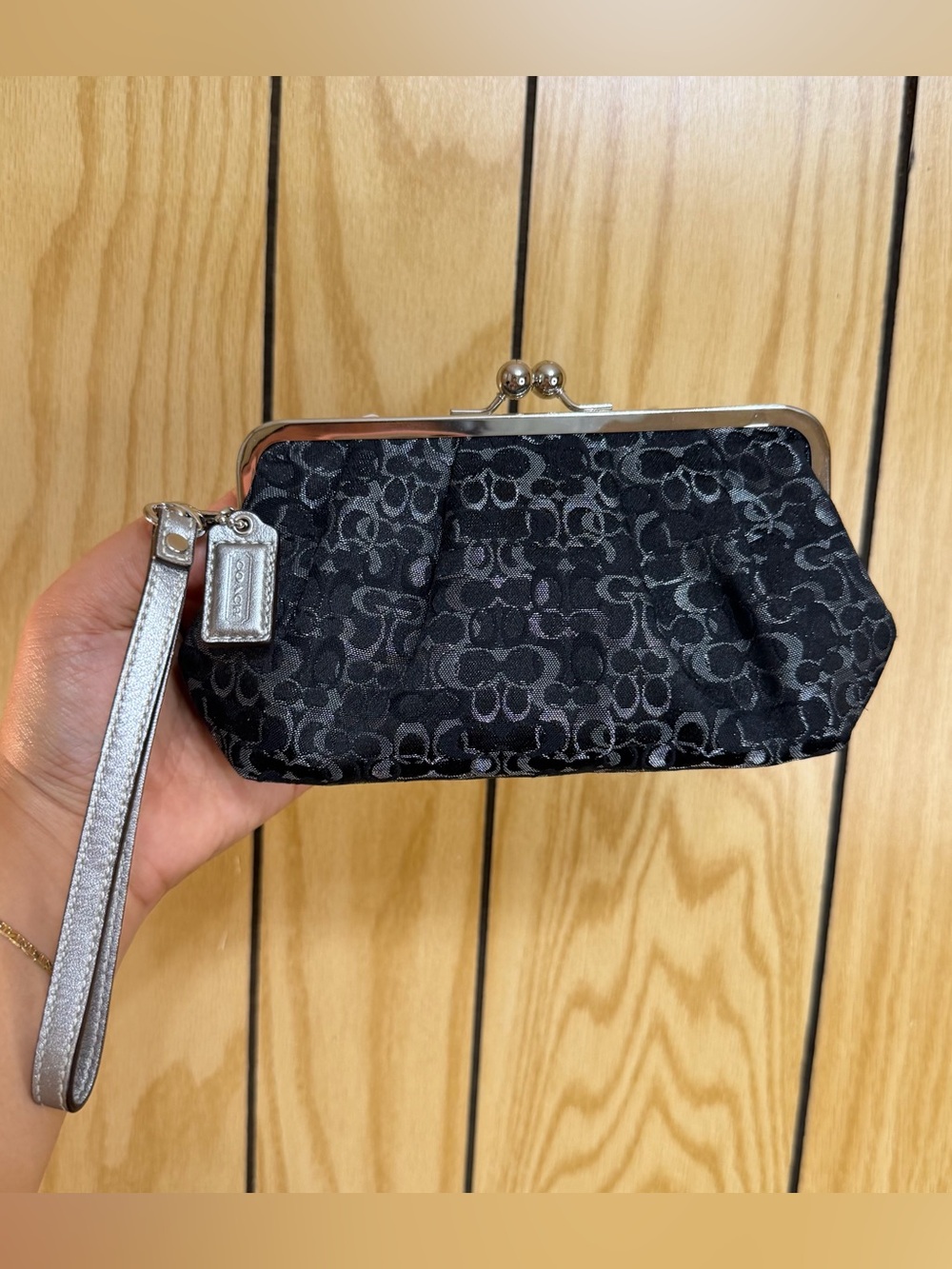 Vintage Coach Kiss Lock Wristlet